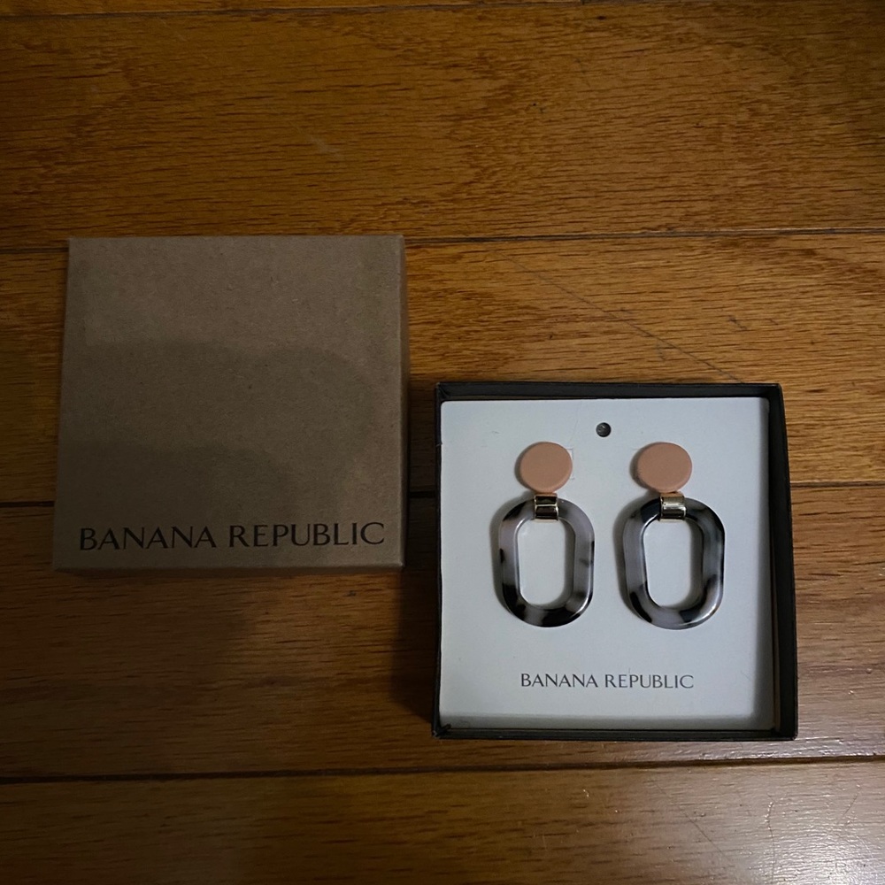 Banana Republic Earrings